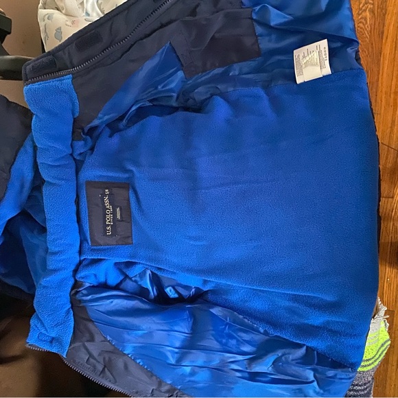 Boys jacket - Picture 2 of 3